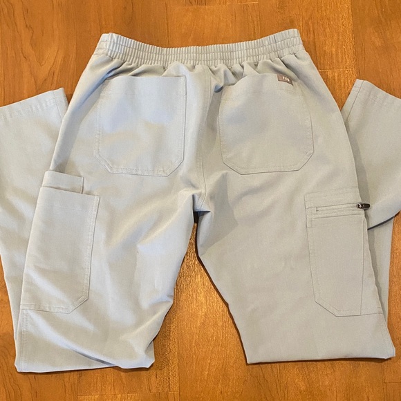 Figs Dusty Blue Yola Scrub Pants - Picture 4 of 4